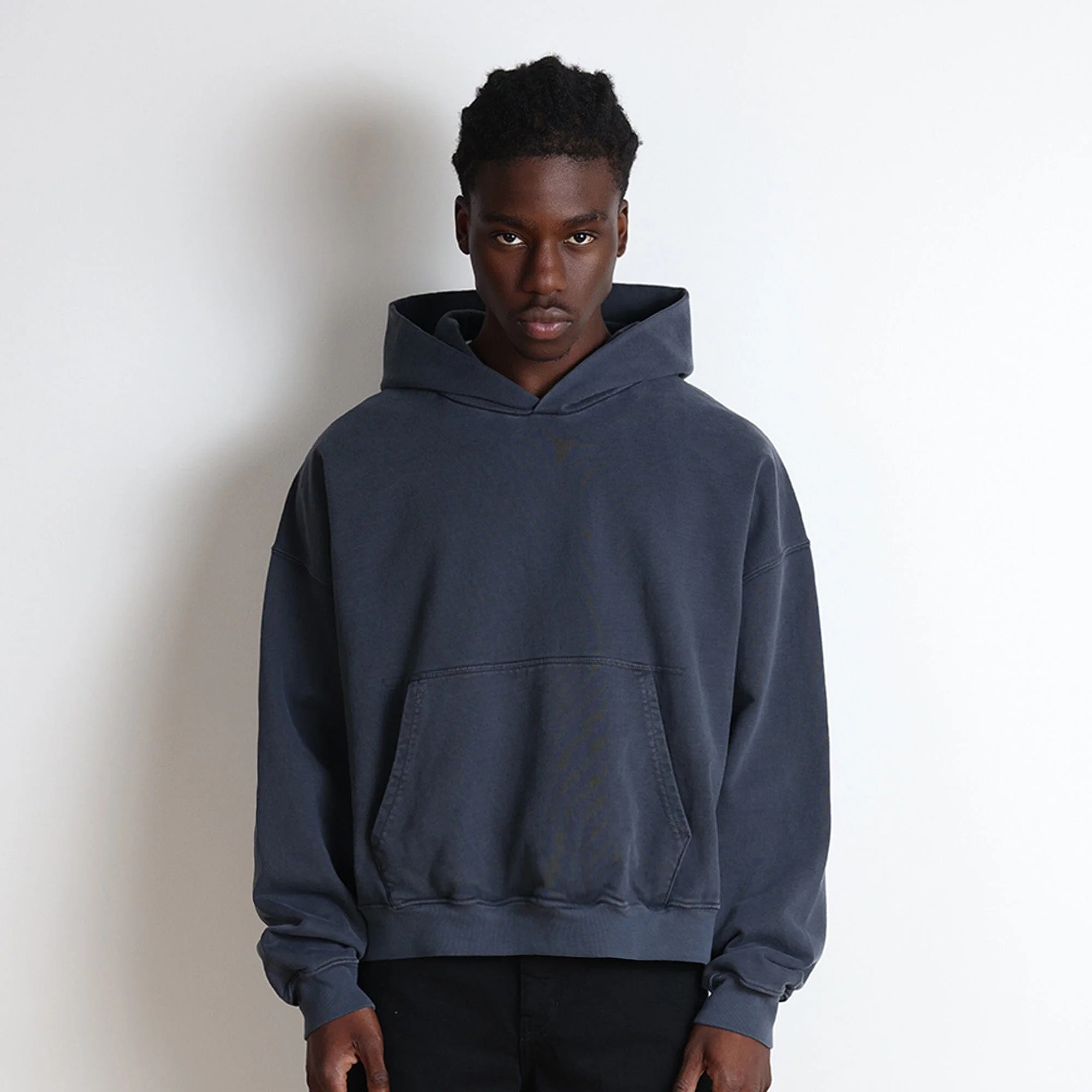 Bowery Crop Hoodie II | Relaxed. Drop-Shoulder