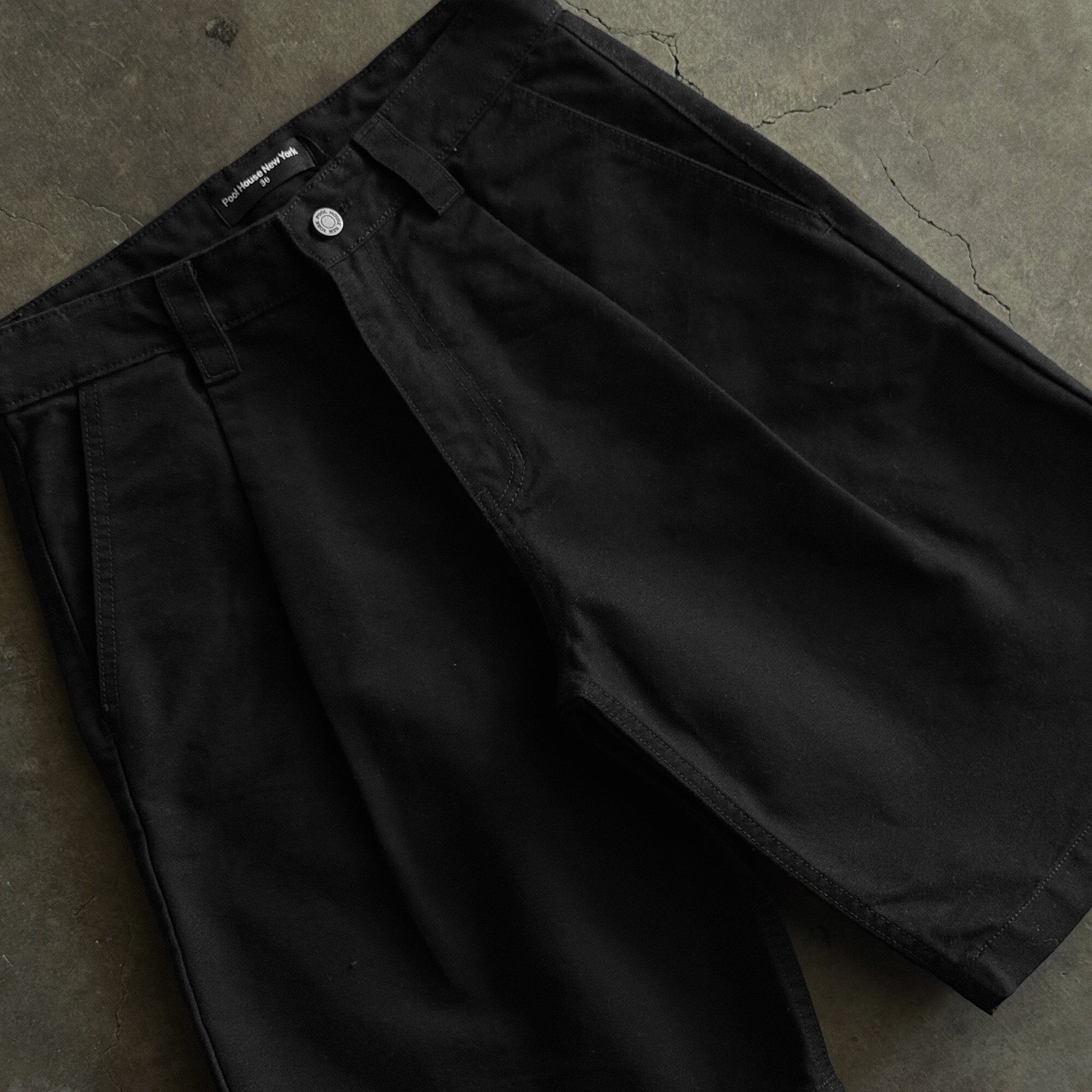 Shibuya Pleated Shorts | Baggy. Wide-Leg - Image 5