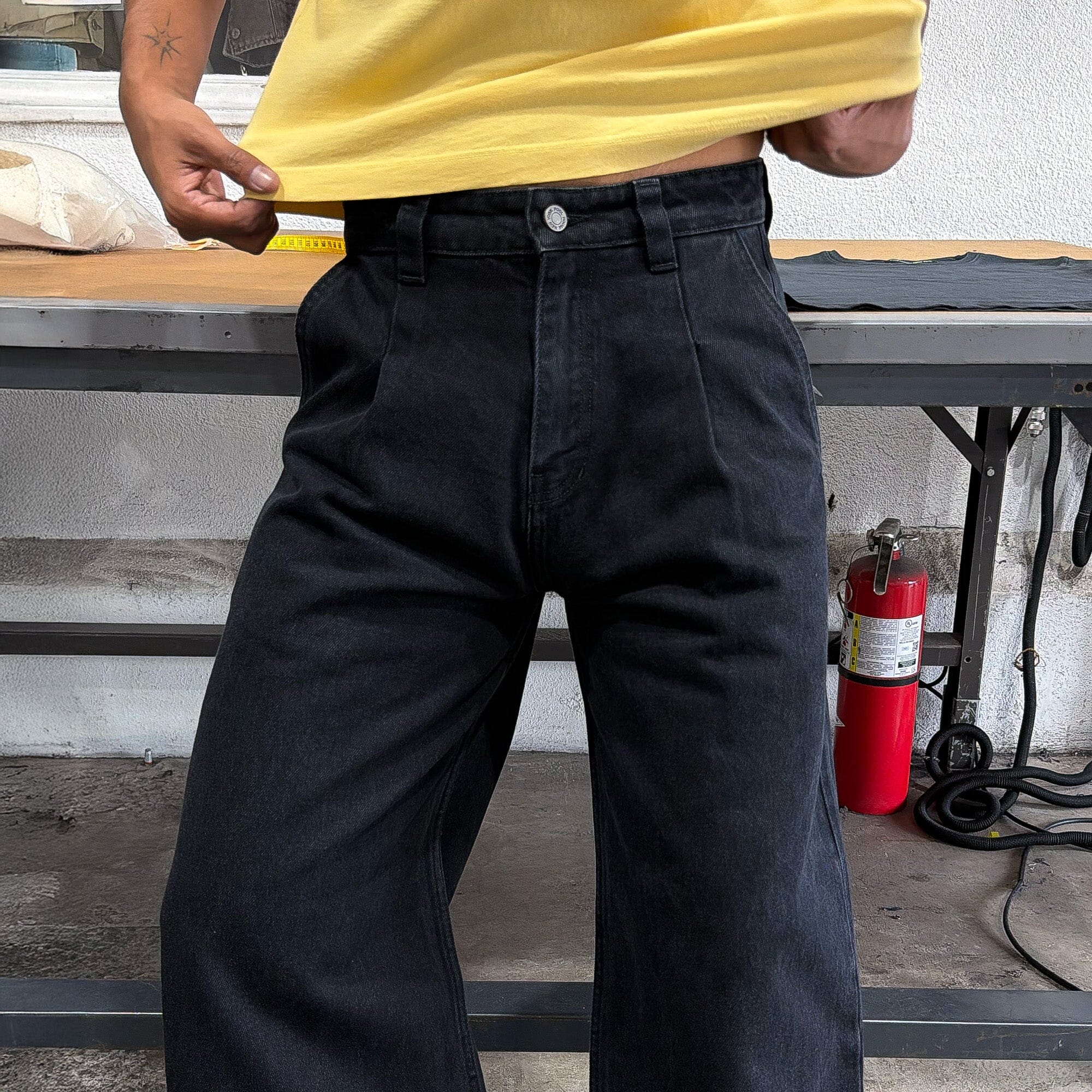 Shibuya Pleated Jeans | Baggy. Wide-Leg - Image 6