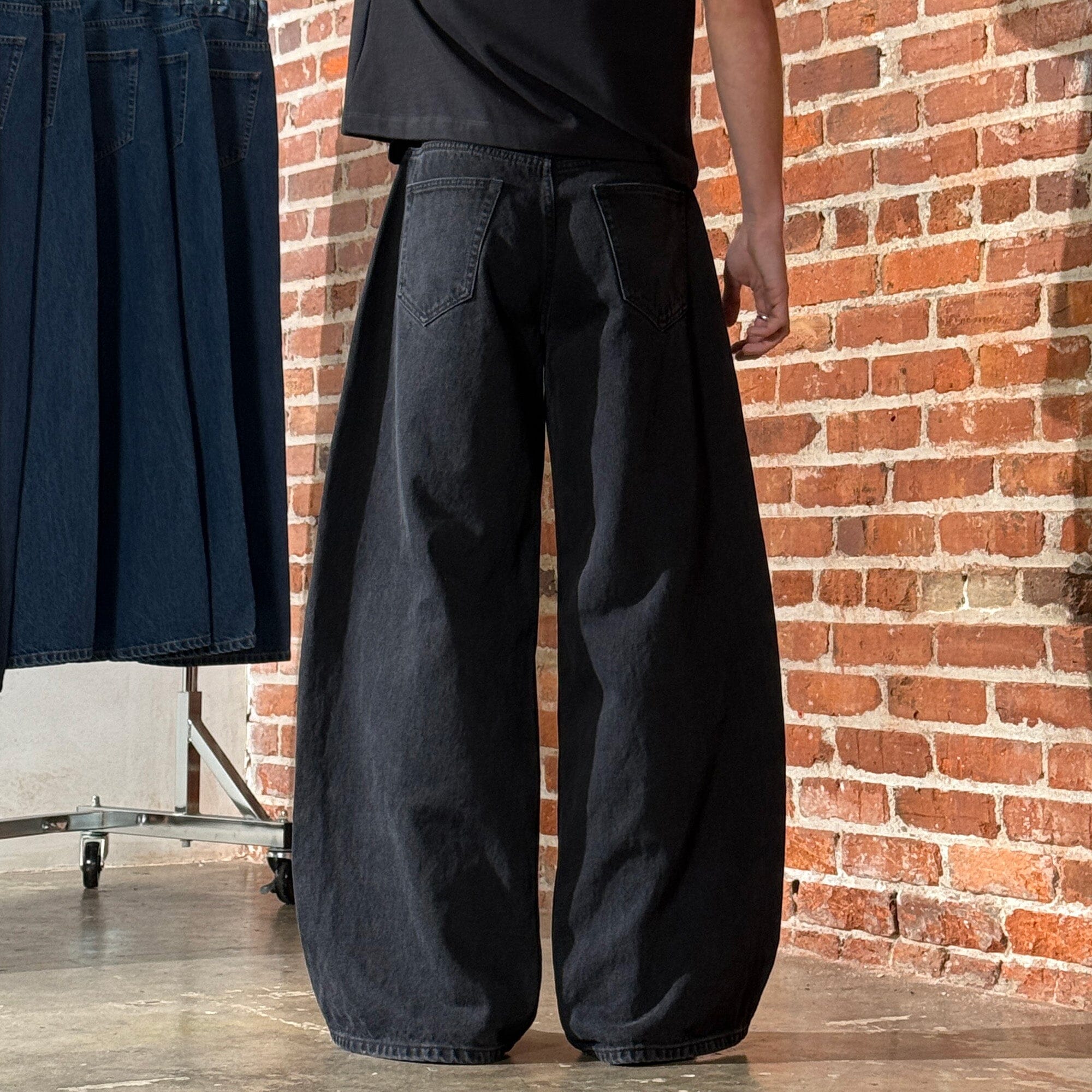 Tokyo Jeans | Super-Baggy - Image 9