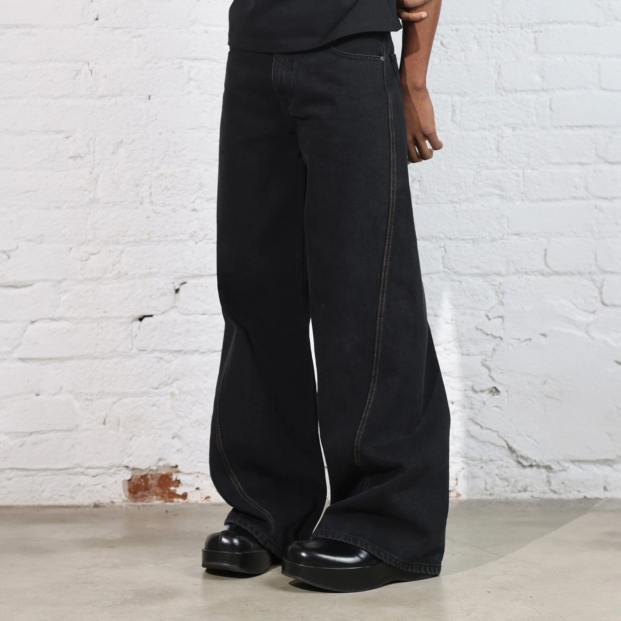 Twisted Tokyo Jeans | Baggy. Wide-Leg - Image 5