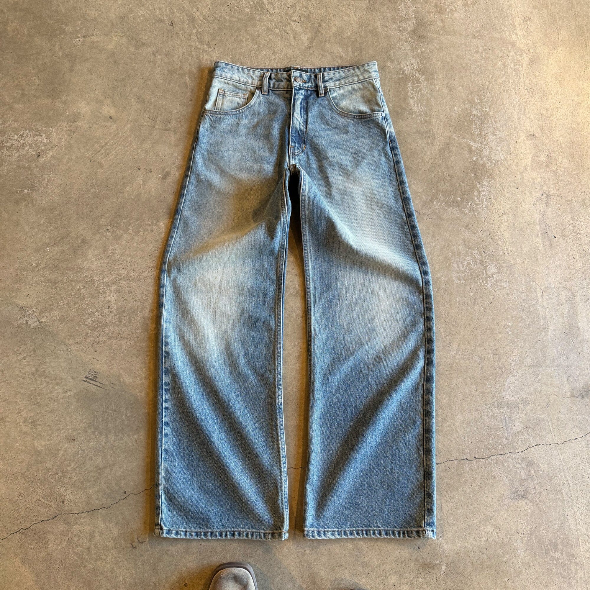 Tokyo Jeans | Straight-Wide Leg - Image 4